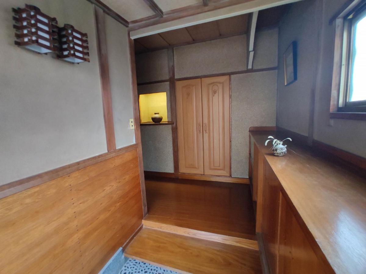 Guesthouse Kincha 駅東口 Utsunomiya Exteriör bild