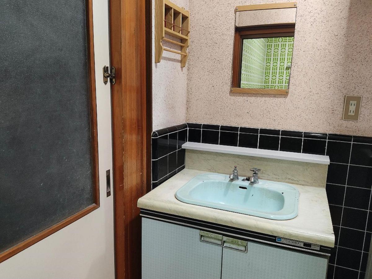 Guesthouse Kincha 駅東口 Utsunomiya Exteriör bild