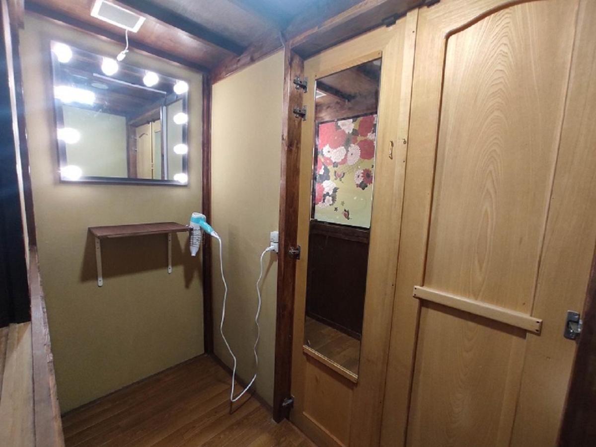 Guesthouse Kincha 駅東口 Utsunomiya Exteriör bild