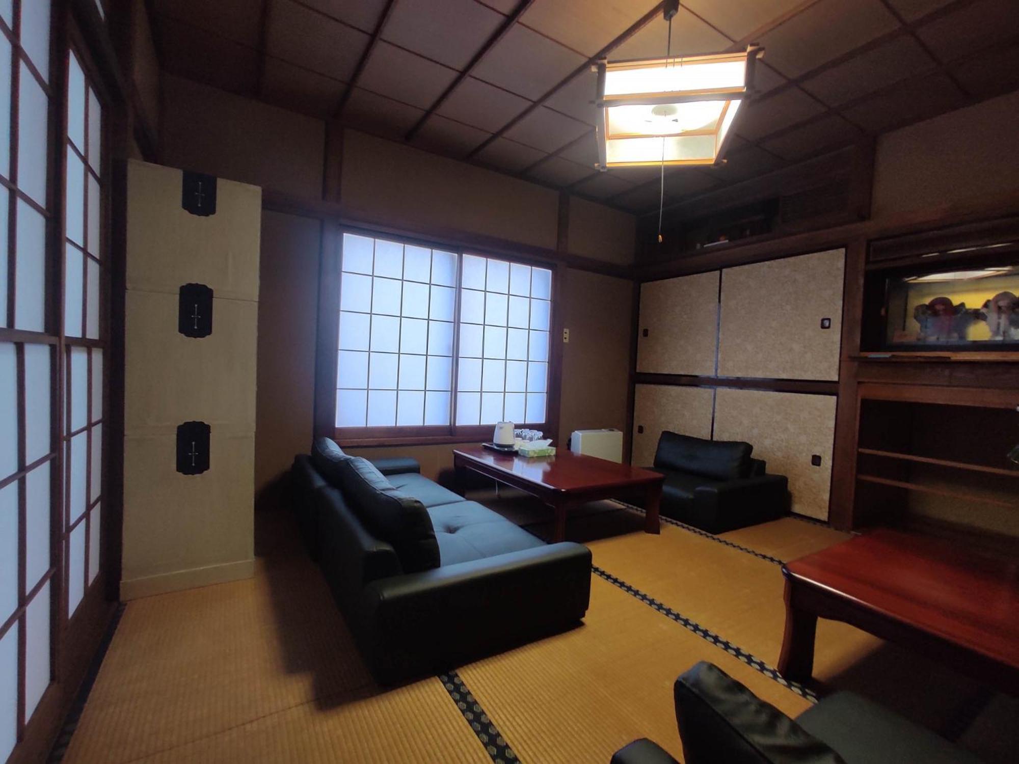 Guesthouse Kincha 駅東口 Utsunomiya Exteriör bild